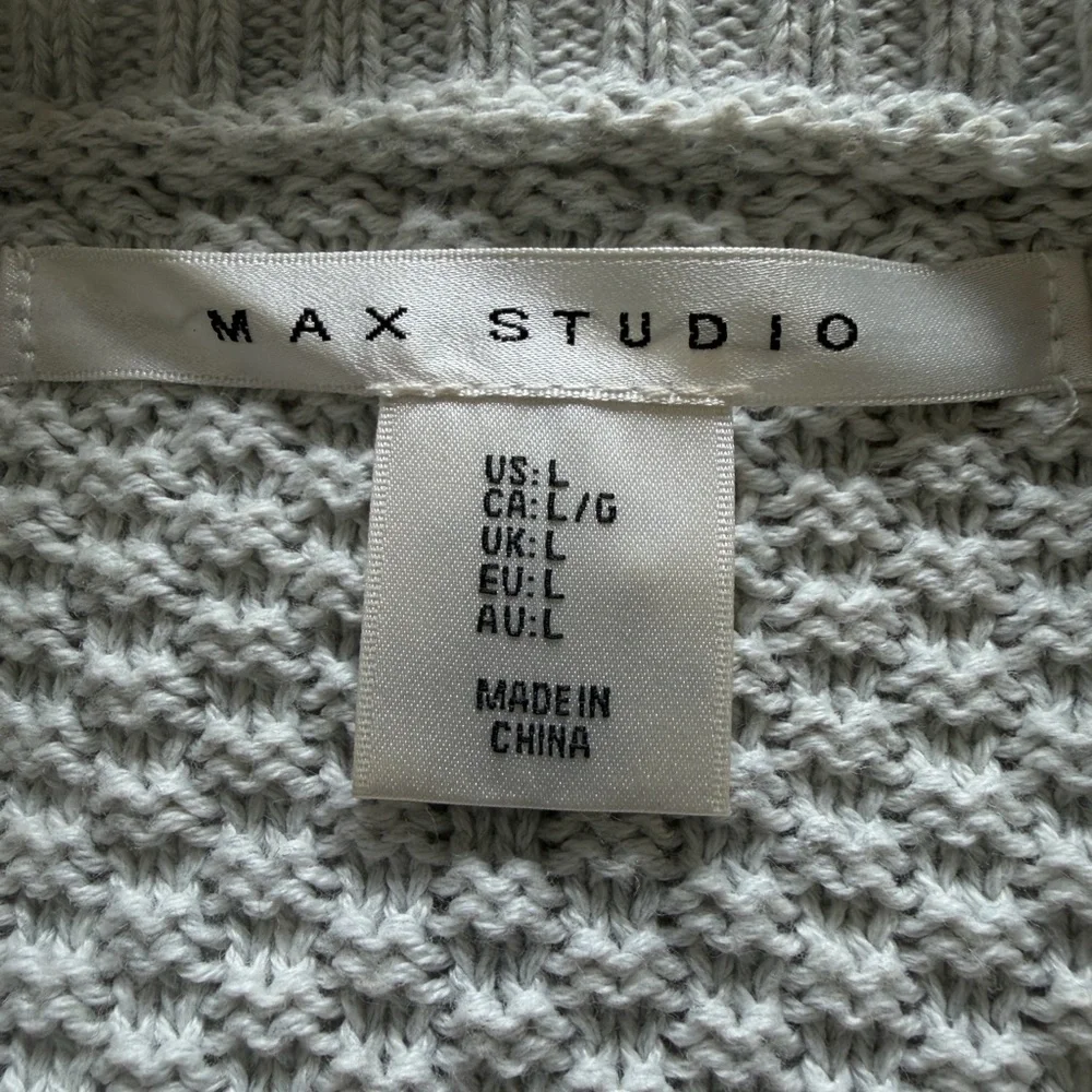 Max Studio soft knit